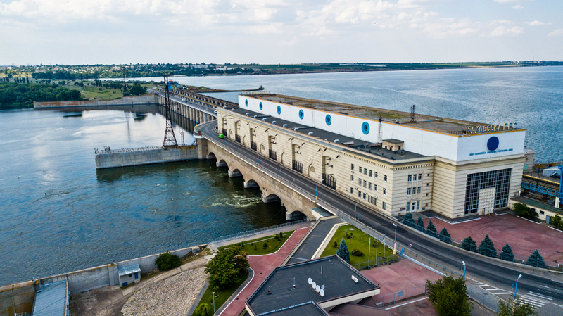 Aerial view of the Kahovska power plant machine hall before the war