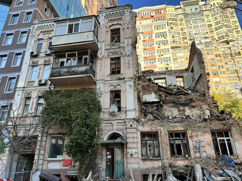 Josehp Lev house in ruins