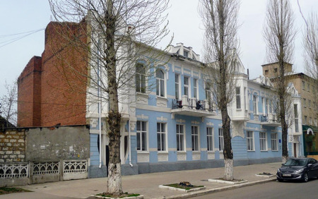 Center for Children and Youth (Former Bank)